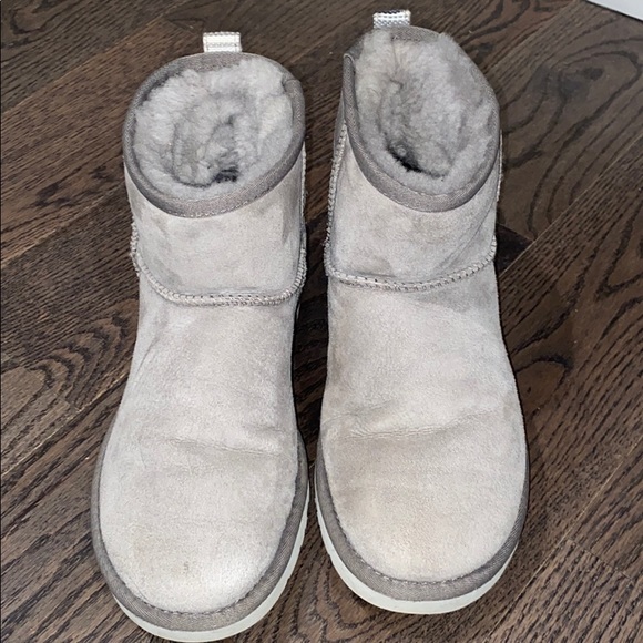 Boots - Picture 1 of 6